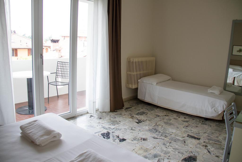 Hotel Arianna Iseo Chambre photo